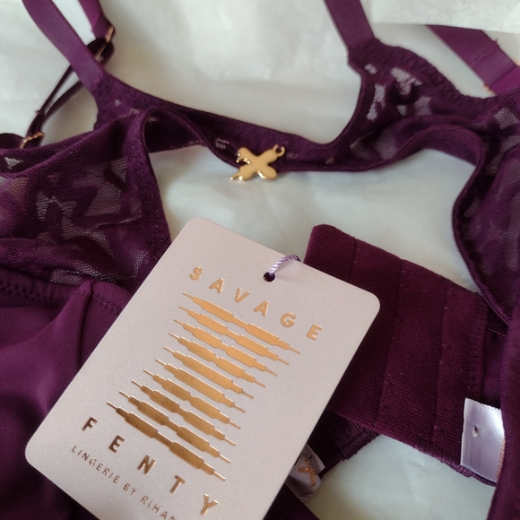 Savage Fenty Purple Lingerie Designed + Modeled by Rihanna for her Show... - Picture 3 of 16